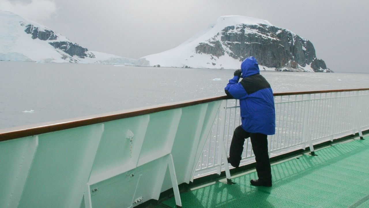 Jak wygląda pokład statku podczas rejsu na Antarktydę?
